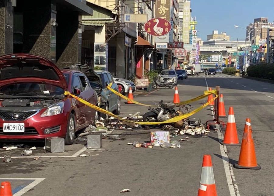 拾荒婦不小心燒壞兩車賠不出  她悲吐：15元地瓜葉分2天吃也要還債