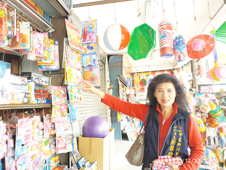 柳川里長蔡翠碧 打造網紅景點