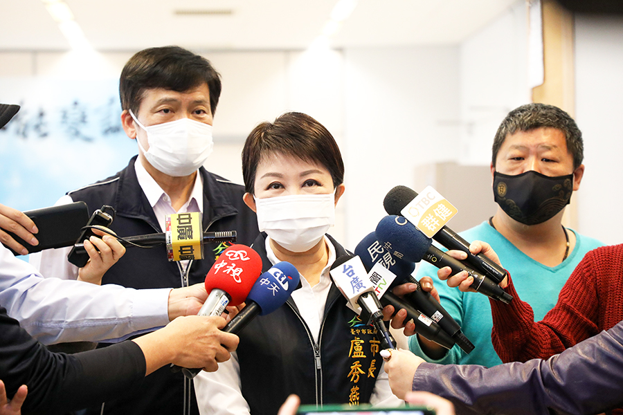 市長選戰提早開打？  蔡其昌盧秀燕點燃空汙戰火