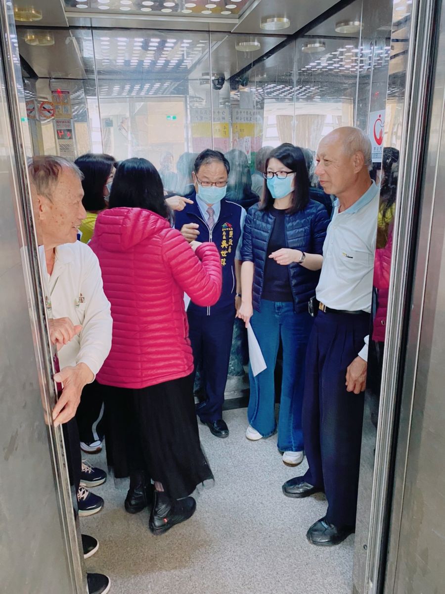 活動中心電梯高齡40歲安全堪慮 張廖乃綸爭取經費更換