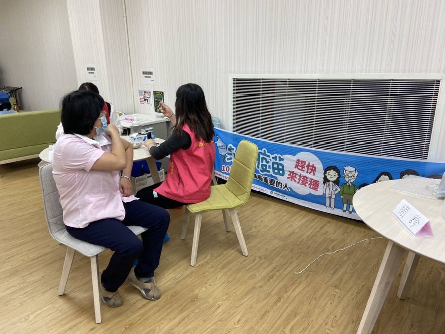 預防流感中市籲儘速接種疫苗