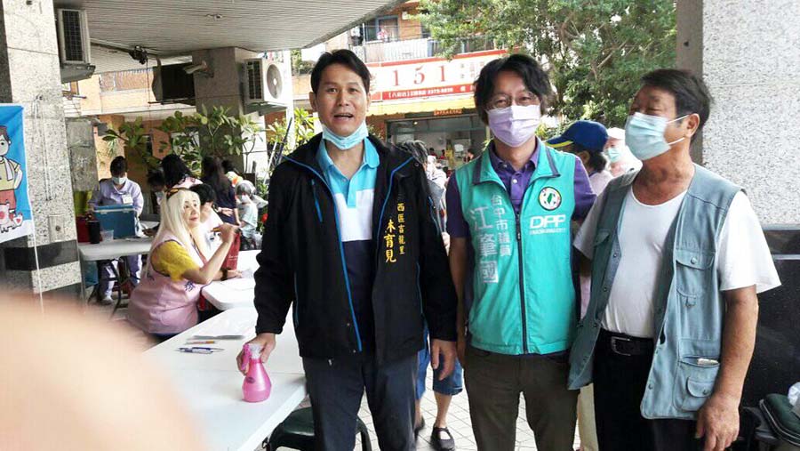 吉龍里長林育見拉近里民情誼