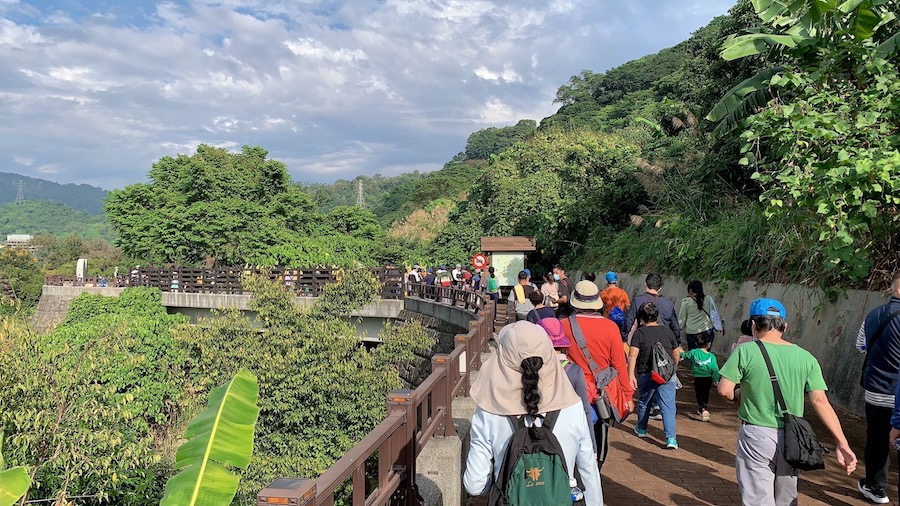 推廣在地農特產品 中市龍騰太平千人健行登場