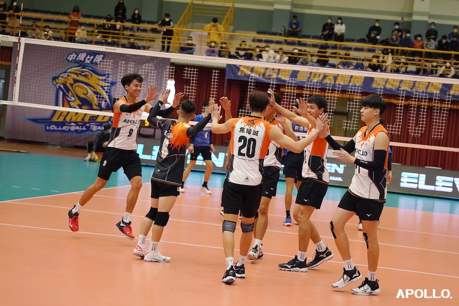 台中太陽神排球隊新春發威二連勝 中市運動局長：預祝再創佳績