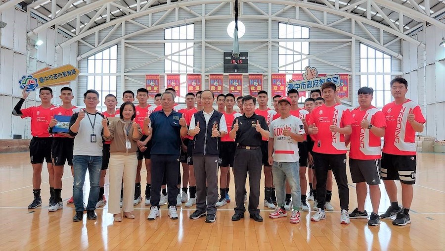 HVL排球決賽3/25開打 教育局長至豐原高商為選手加油
