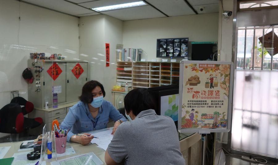 中市推「翻譯諮詢服務」 來中興地政越南語嘛也通！