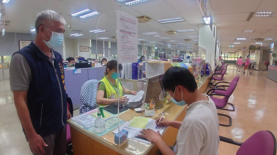 北屯28公墓轉型生命園區 生管處增設臨時服務櫃台便民遷葬