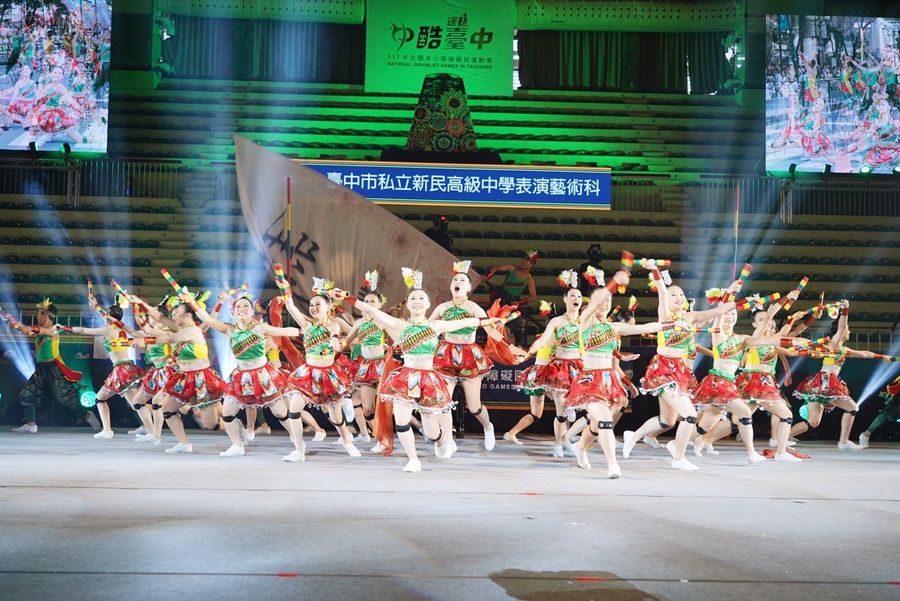 全國身障運在台中 九天民俗技藝團、朱宗慶打擊樂團開幕
