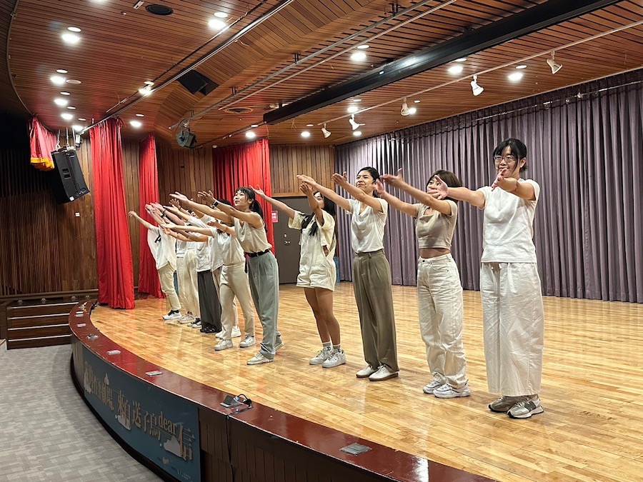 中市性平劇場公演 素人演員勇敢說出內心話