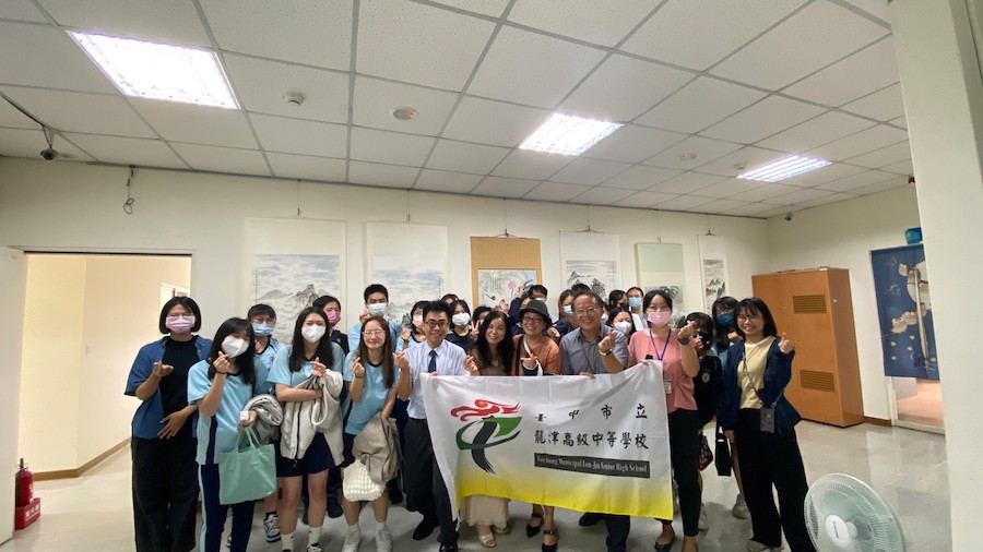 地所也能很藝術! 中市龍井地所辦水墨創作個展