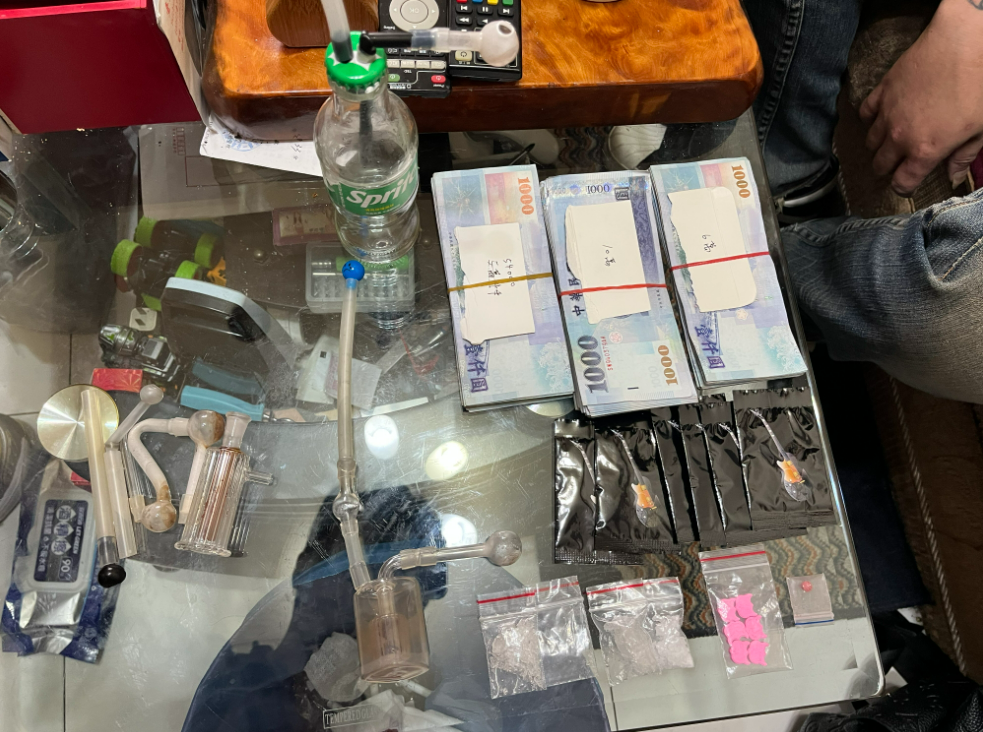 包手品質比較好？中市刑大查獲刺青毒販