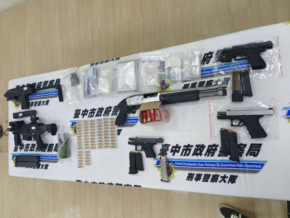 亡命之徒運載行動軍火庫拒捕   警開1槍壓制逮捕