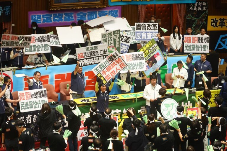 立委行使人事同意權改記名投票