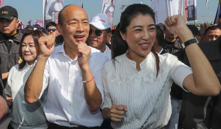 韓國瑜忙裡偷閒 迎許淑華回立法院「娘家」