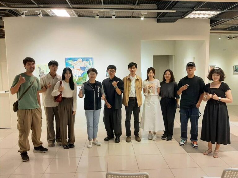 中市文化局聯手在地畫廊  與全國美術畢業生共譜「藝術星勢力」