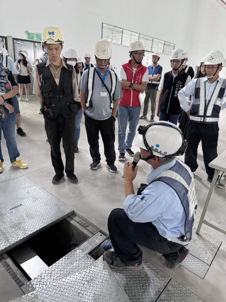 桃市新工處參訪台中國際會展中心 大讚優良建設好標竿
