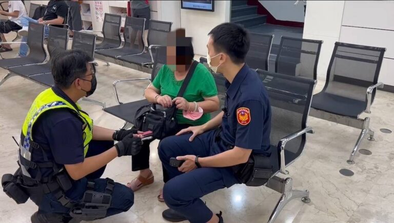 醫生沒錢付女兒學費？臺中7旬婦急金援20萬 「這名字」秒被警識破