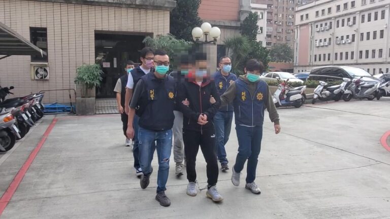 國中同學共組販毒集團牟取暴利  中市警一網打盡