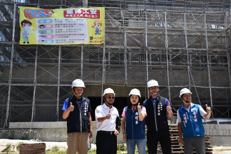 3.5億打造台中首座「烏日全民運動館」 運動局長視察工程進度慰勉團隊