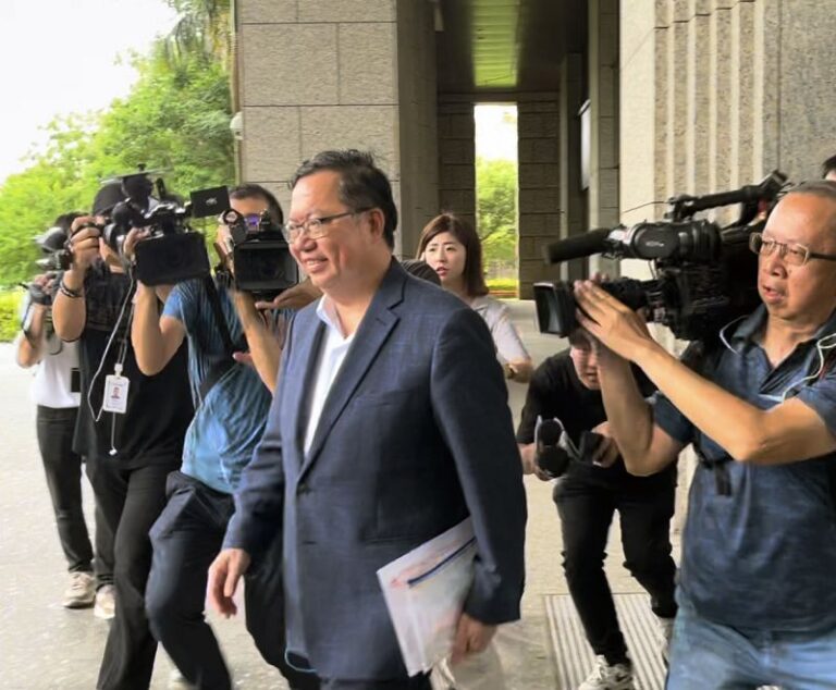 鄭文燦疑涉犯貪污罪 法院裁500萬元交保、檢方抗告