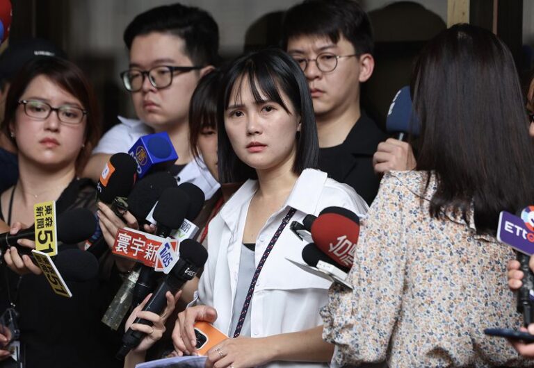 北檢搜索柯文哲辦公室