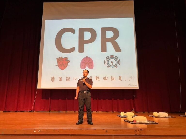 開學季學知識！ 中市消防局前往校園宣導急救技能