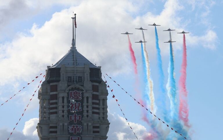國慶大會10日登場 古寧頭英雄領唱國歌、雷虎7機衝場