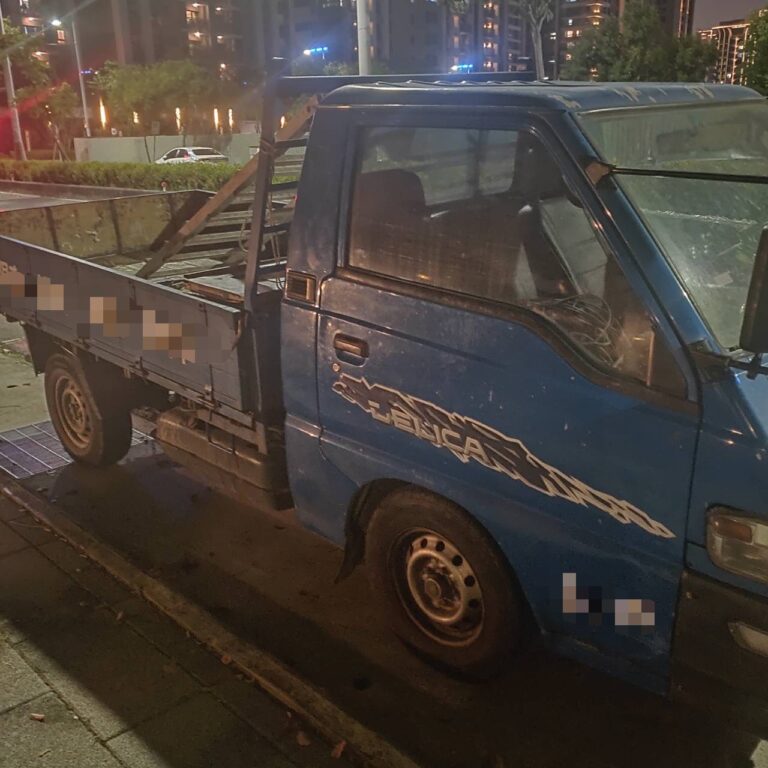 小貨車拒檢逃逸 警開6槍仍逃脫 嫌犯棄車已尋獲
