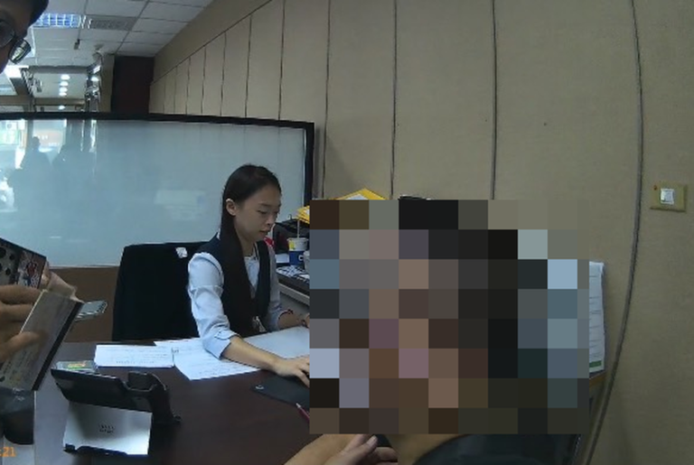 菜鳥女警發現端倪立大功  耐心勸說助男子保住250萬