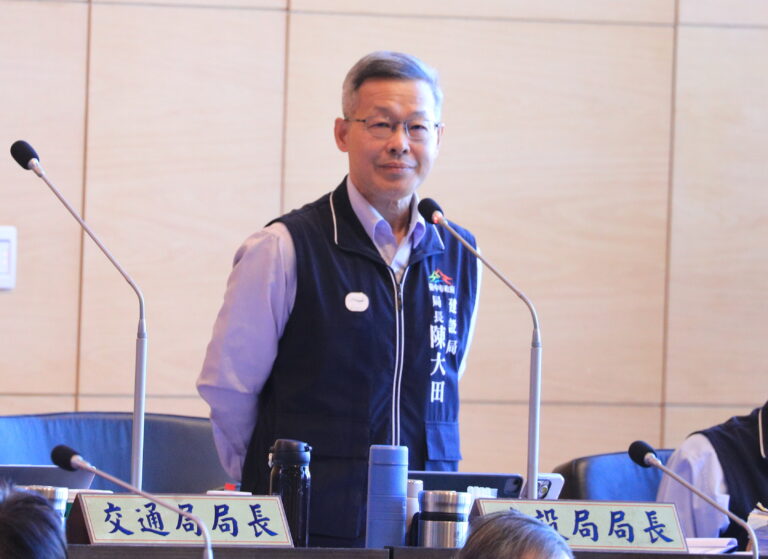前朝留下爛尾樓？議員關心中央公園地下停車場修復 中市建設局：盡快補強完工、司法追究營造廠商