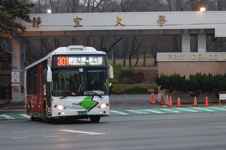 靜宜大學師生有福了！2/10起中市公車301路增班、308路深入北、東區