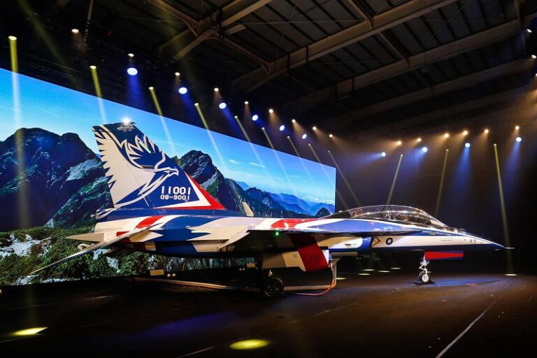 國機國造勇鷹高教機首度失事 明年全數交機面臨考驗
