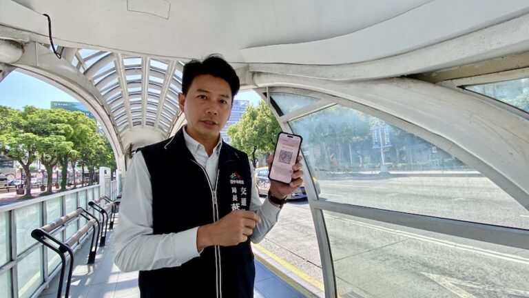 市民專屬乘車碼上線了！交通局長親自體驗 民眾大讚「台中GO」