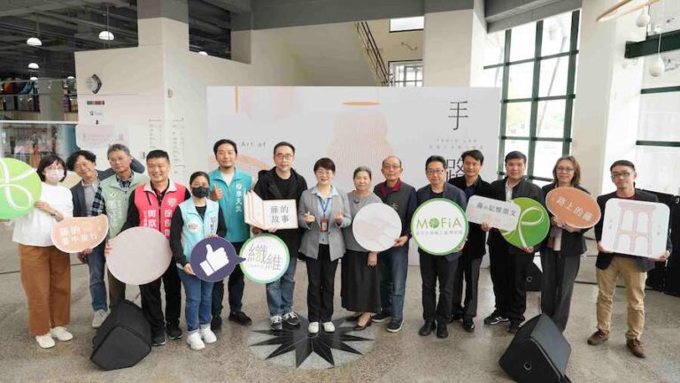 五大職人揭秘藤編「手路」 中市纖博館推出藤工藝展