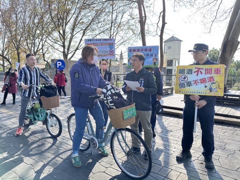 中市府辦理東豐及后豐鐵馬道聯合稽查　觀旅局：禁行微型電動二輪車 違者將依法開罰