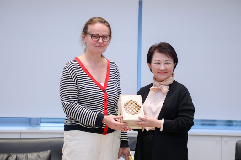 AI城市國際交流！歐洲議會資訊處長Ausra Aleliunaite拜會   盧市長盼借鏡歐盟經驗發展台中智慧城