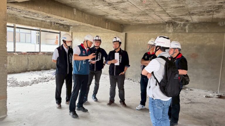 中市都發局完成清水老舊建物塌陷物清除作業 感謝鄰地地主、里長及清水公所協助