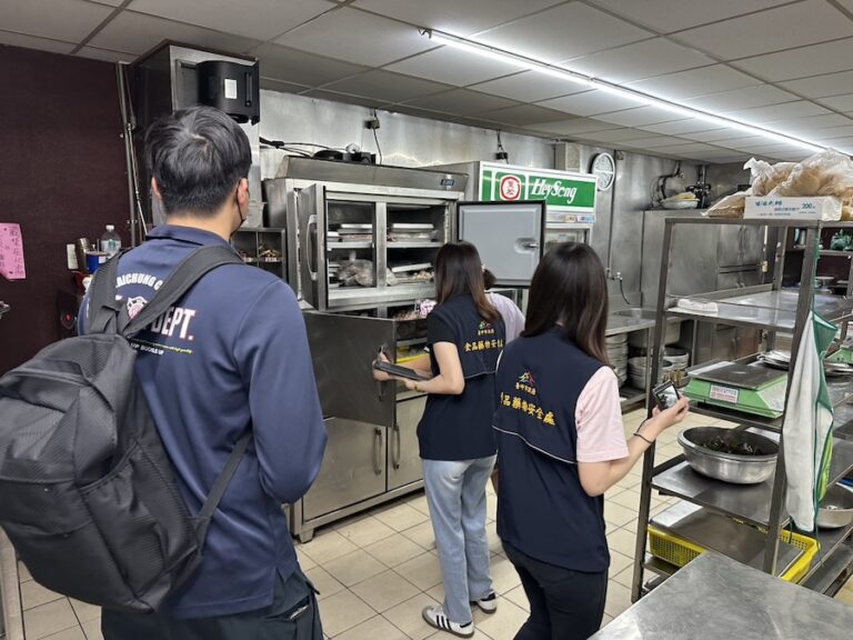 中市府聯合稽查大型用氣餐飲業 1業者不符規定開罰並限期改善