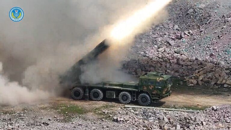 解放軍海峽雷霆-2025A軍演 東海實彈射擊