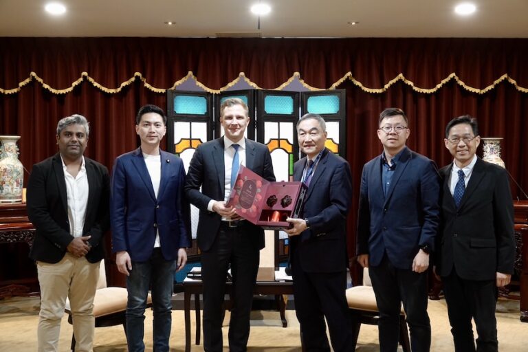 矽谷科技新創TFH拜會台中 中市府攜手大學推進智慧台中