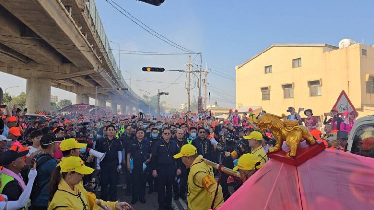 白沙屯媽祖遶境進香途經中市海線地區護駕維安熱烈展開