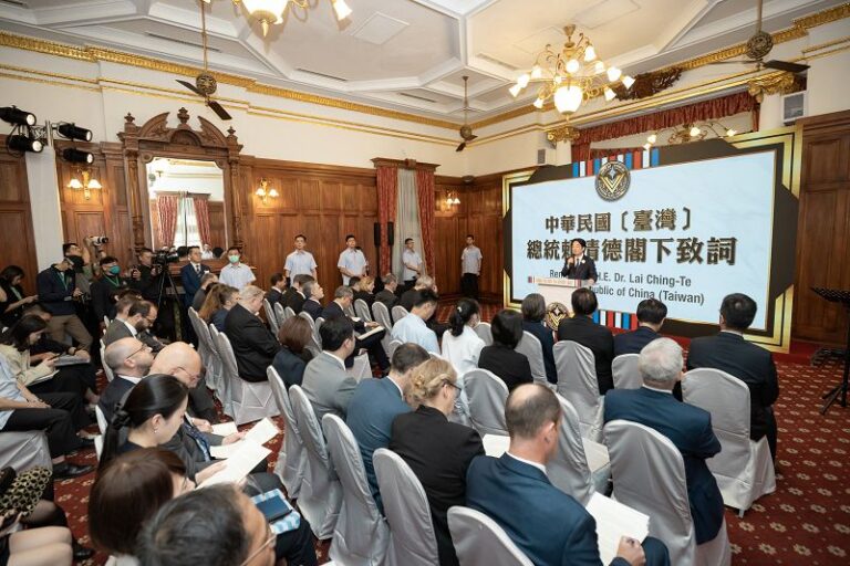 賴清德紀念歐戰淡化「抗戰」 藍批為綠營史觀服務