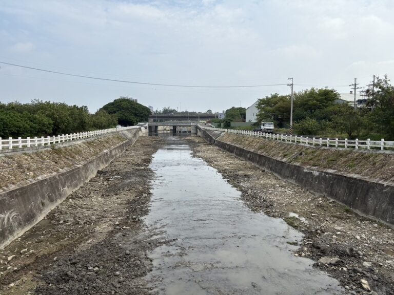 確保水路順暢！ 中市水利局於汛期前完成清淤作業