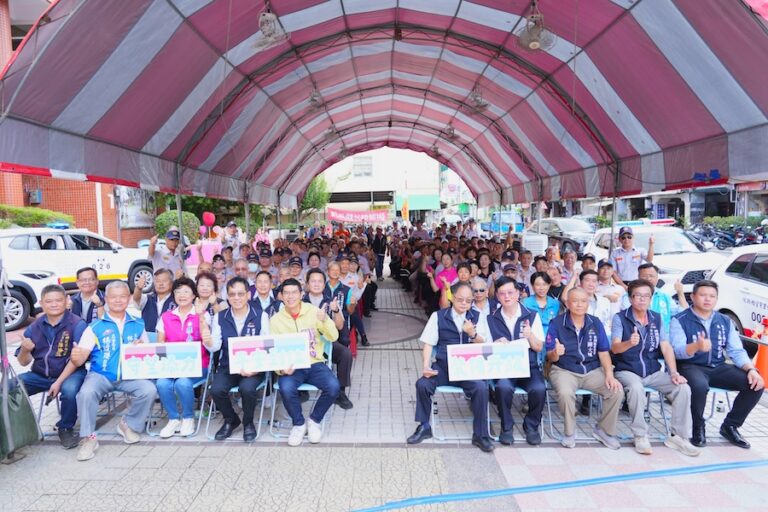 巡守力大躍進！ 中市府補助神岡區汰換3輛巡邏車 民政局長：提升巡邏安全性