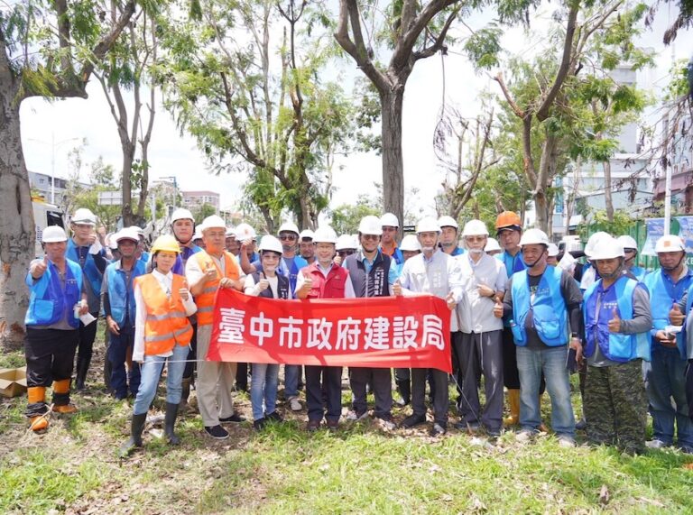 七日動員348人次！台中建設局馳援嘉義災區　盧市長慰問感謝前線英雄
