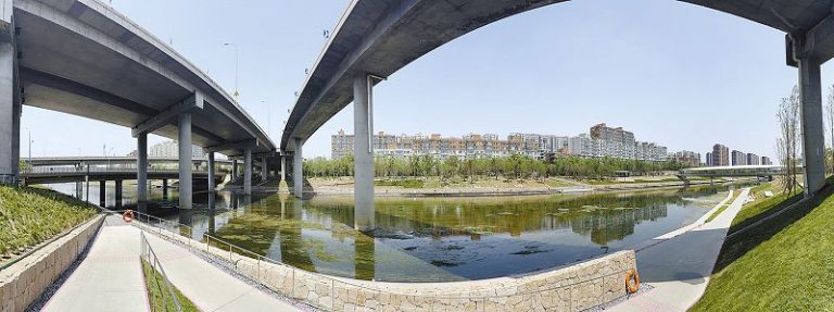 從臭水河到「夢中情河」 涼水河激活南城「熱經濟」