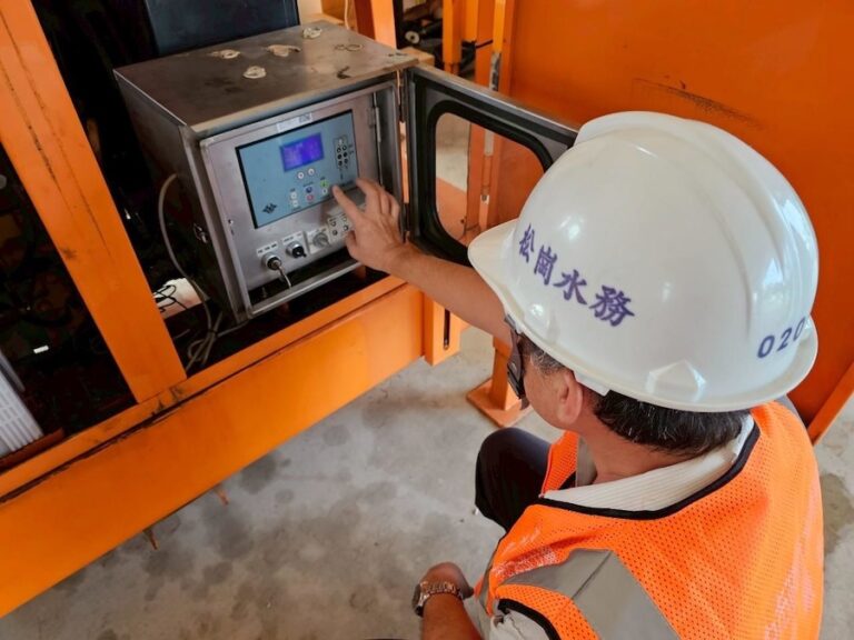 丹娜絲颱風來勢洶洶！中市水利局大型抽水機提前部署 加強戒備