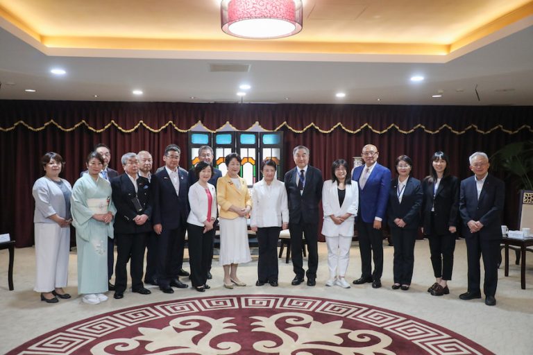 深化台日友好關係！山形縣知事吉村美榮子率團訪中市府 盧市長盼強化多面向交流