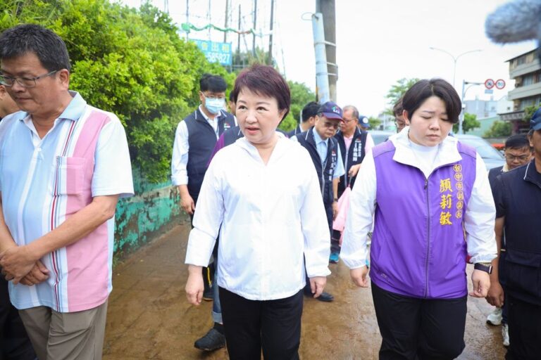 豪雨致海線部分道路積水已消退 盧市長親赴勘災