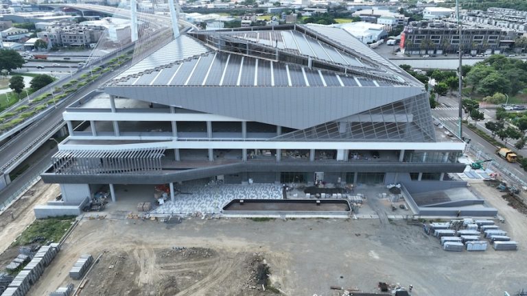 進度超前! 水湳轉運中心工程進度突破80% 中市交通局：拚115年上半年竣工